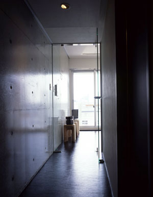 photo1